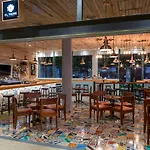 The Fives Downtown Hotel & Residences, Curio Collection By Hilton
