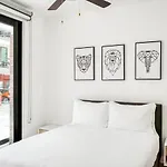Bahay 104