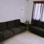 M&M Caribbean Hideaway, Habitación privada en casa compartida