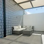Cute Apartment Roof Top Bbq And Pool In Downtown By Yeah