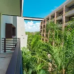 Rooftop With Ocean Views - 2 Bedrooms With Pool - At Arenis Condos 309