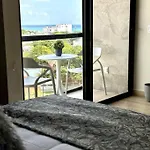 Ocean View Luxury Loft With Rooftop Pool & Sky Bar
