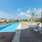 Hotel Cache
