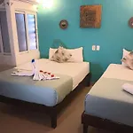 Playa Y Mar Suites - Avenida Quinta - Only 1 Block From Beach!!!