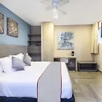 Bfh Attraction Deluxe Hotel