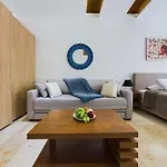 Studio Near To 5Th Avenue, Bars & Beautiful Views By Yeah