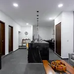 Departamento De 2 Habitaciones Directo En La Quinta Av
