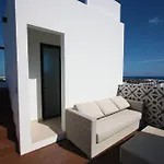 Glamorous 2 Bedroom Apartment / Up To 6 Ppl