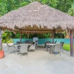 Ideal Family & Friend Trip, Gated Area With Pool Onsite