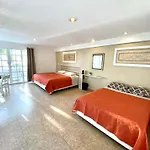 Skyline Suite
