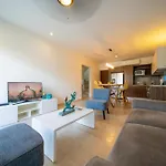 1 Bedroom Penthouse With Pool - Palmares
