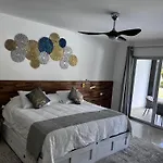 Mareazul Beachfront Resort - Casa Ancora