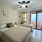 Increible Ubicacion A Metros De La Playa Edificio Palancar
