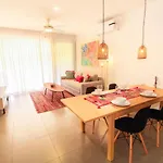 Great 2Br Home Downtown With Pool Bbq Gym Kids Area