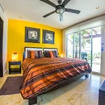 Elements Penthouse 1 Condo