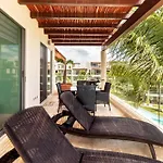 Elements Penthouse 1 Condo
