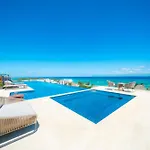 Luxury 3 Bedroom Condo With Ocean View & Pool - Marila 503
