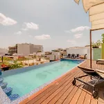 New Sunlit Stay Private Roof Terrace Bbq Spatub