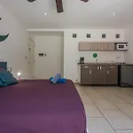 Iris Studios & Apartments
