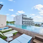 Downtown 2Br Home Beach At 200M With Rooftop And Pool