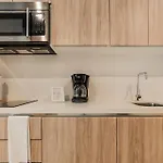 Cozy Studio Near The Beach