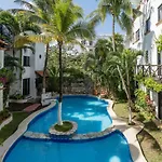 Downtown Hacienda Style 1Br With Pool Steps To Beach