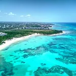 Sunset Kin Beach Apartments