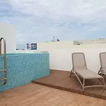 Beautiful 2Br Ph, Private Rooftop, Sauna, Gym