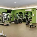 Luxury Condo, 150Mb, 1 Bedroom, Gym, Pool, Sauna