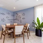 Private Room, Ocean View, 200M From Beach, Fridge