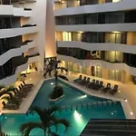 Private Rooftop, 1Br Ph, 2Ba, Sauna, Gym, Pool