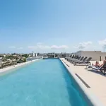 Beautiful Brand New Studio In The Heart Of Playa