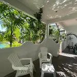 Amaranta Beach
