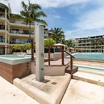 Executive Penthouse With Unobstructed Views At The Elements By Bric