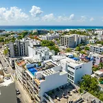 Condo At Icono 3 Bedrooms Close 5Th
