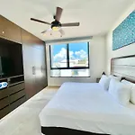 Beautiful Location, Large Pool And Fast 150Mg Wifi
