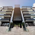 Stylish 2Bed,2Bath-Condo Near Beach - 6 Guests
