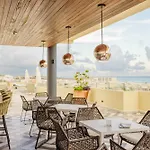 Spectacular 1Br Near The Beach