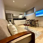1Br Beautiful Condo -Rooftop Pool With Stunning View