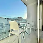 Apartment On 5Th Avenue Steps Away From Mamita\'S Beach At Quinto Sol By Waves