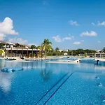 Luxury Apartment Blue Ocean Resort Mareazul