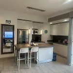 Chic Space, Private Balcony, Roof Pool, Good Wifi