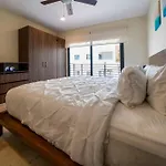 Rooftop With Ocean Views - 2 Bedrooms With Pool - At Arenis Condos 309