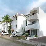 3 Bedroom Condo With Pool - Playacar Phase II - At Quintas Pakal Complex 21