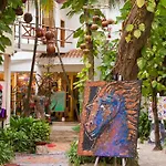 El Secreto Hotel By Bunik