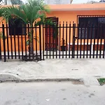Maya Vacanze Casa Naranja