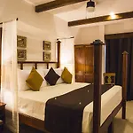 La Leyenda Boutique Hotel By Bunik