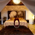 Itaka Glamping Cabana, Loft & Apartment Hotel