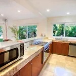 Luxury House B&B