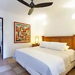 Casita Coba Steps Beach